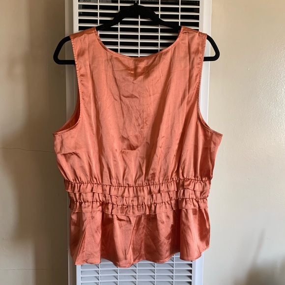 Bundle of 14th and Union Sleeveless Blouses - Picture 5 of 8